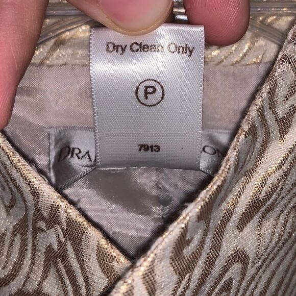 Draper’s and Damon’s gold evening jacket - Size Medium - Picture 3 of 4